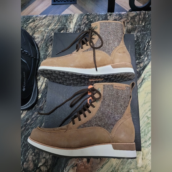 Brand new in box Merrell Roam Mid boots - Picture 3 of 8